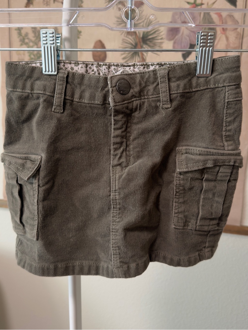 H&M Kids Olive Corduroy Cargo Mini Skirt 5-6Y Utility Military - Picture 2 of 9